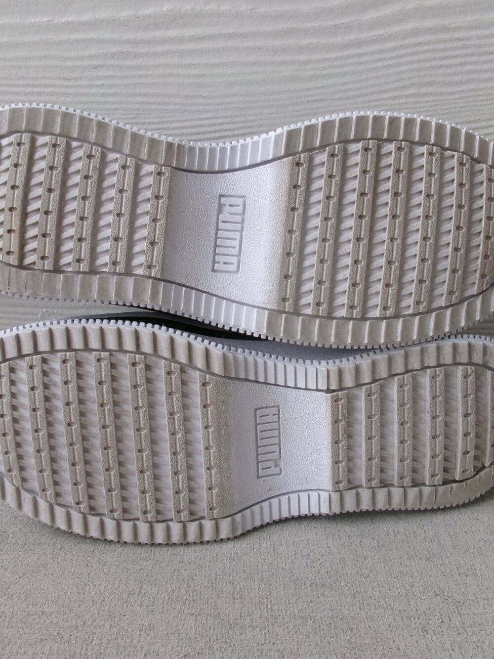Puma Women's Vintage Mayze Platform Shoes Sneakers Sz 8.5 - Picture 7 of 7